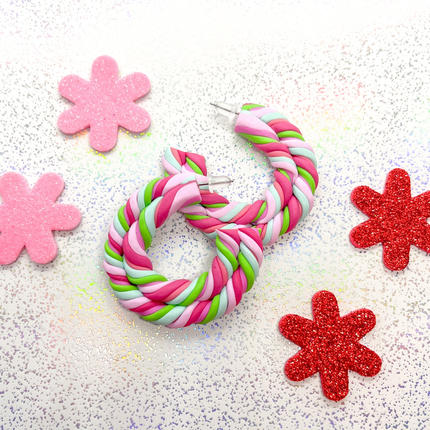 Mini double twist strawberry marshmallow hoops