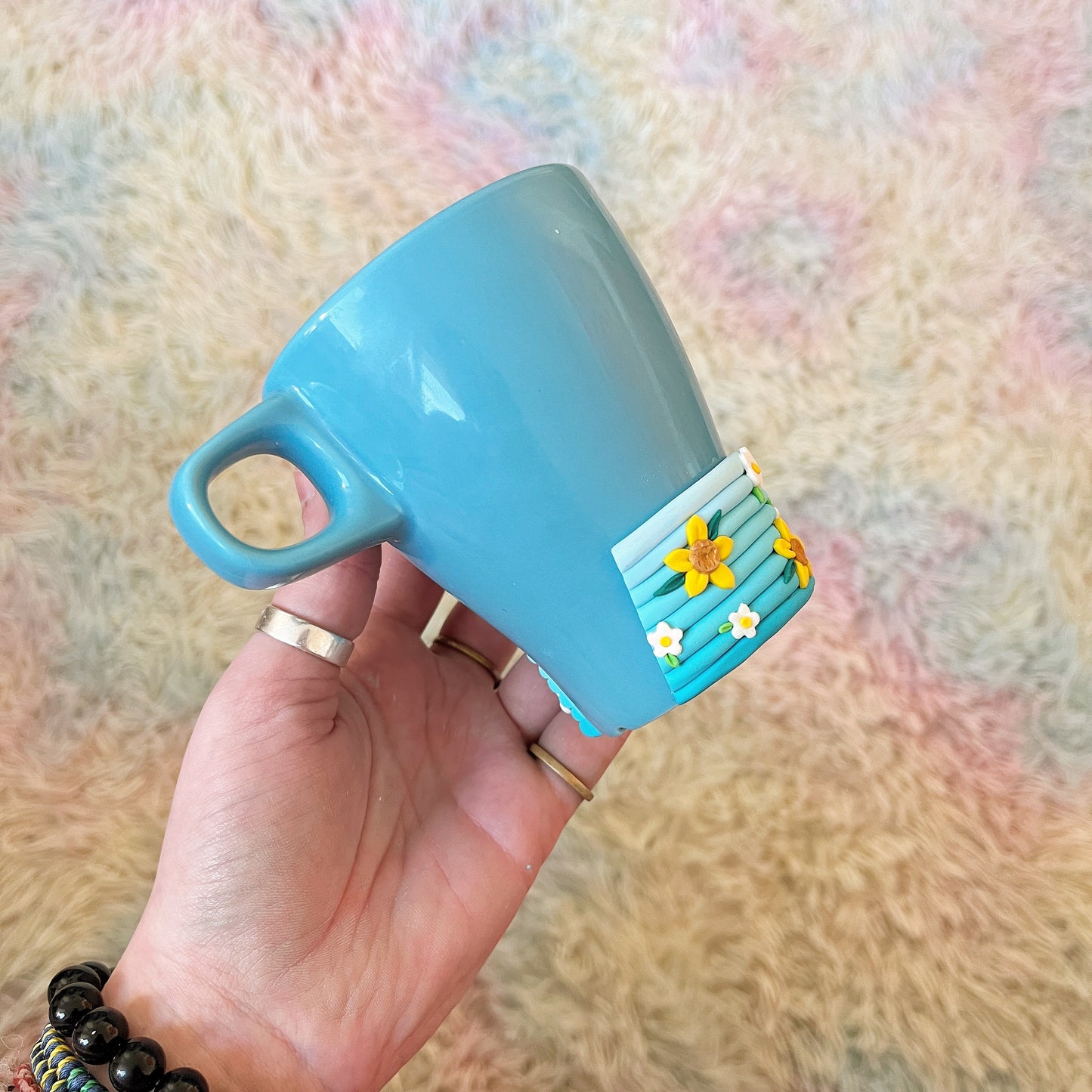 Blue ombre sunflower/daisy mug